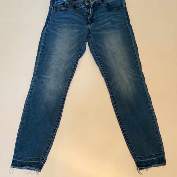 Prosperity Jeans - Picture 1 of 2